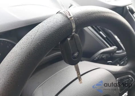 2017 Ford Escape Se из США, поврежденный, VIN 1FMCU0GD2HUC08200